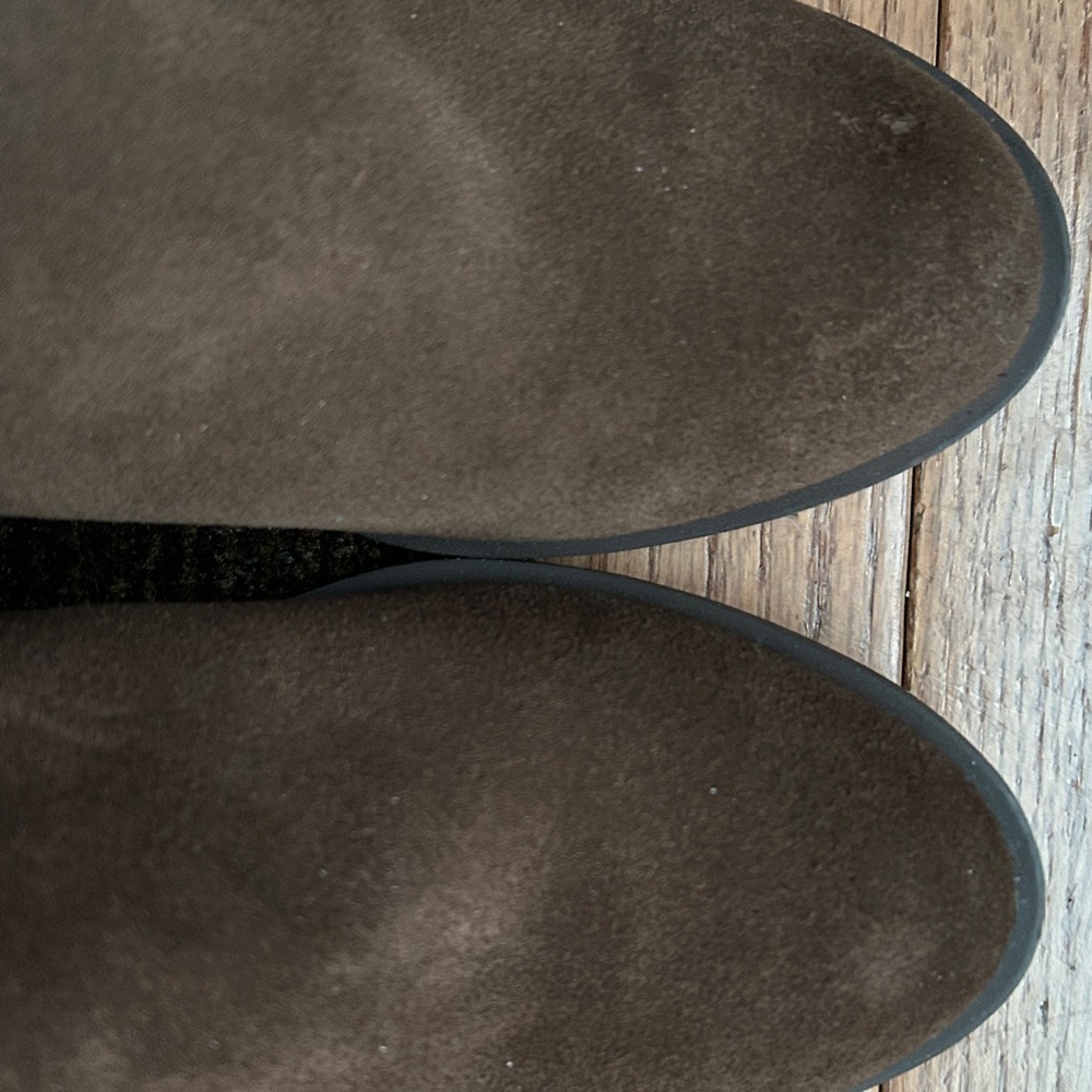 Kensie Women's Brown Suede Ankle Booties - Picture 5 of 7